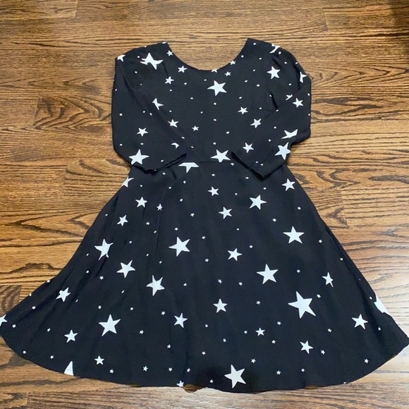 Dresses & Skirts - Women’s Dress Size 4